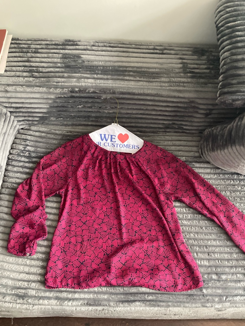 Patterned Top - Picture 2 of 6